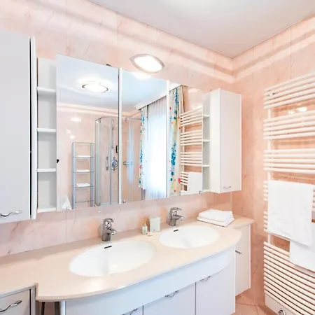 Manni - & Dom wakacyjny Mayrhofen